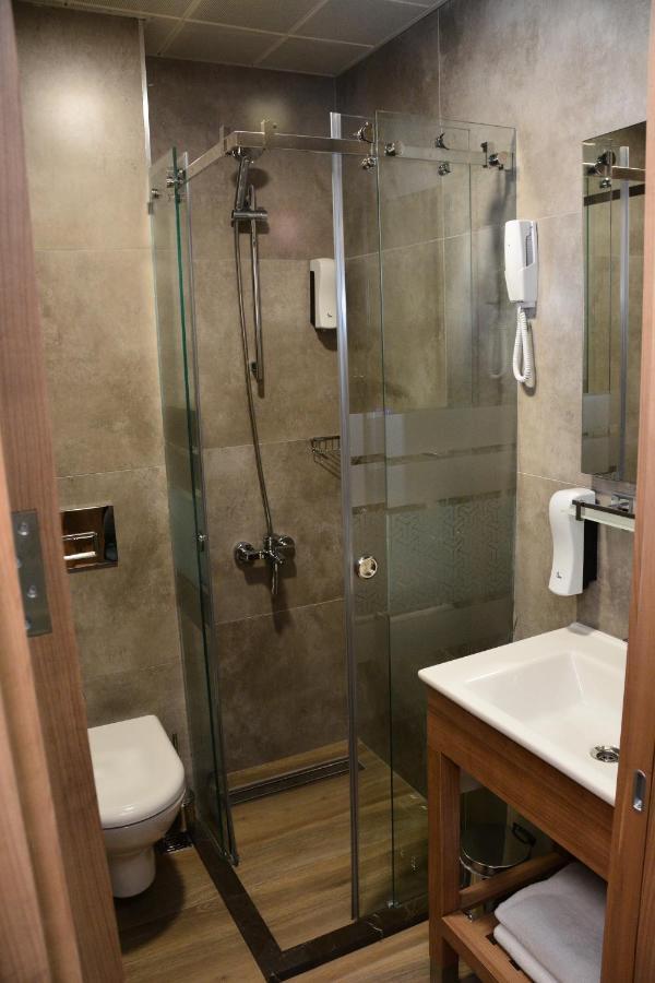 เรดาร์ โฮเต็ล Hotel อิสตันบูล ภายนอก รูปภาพ