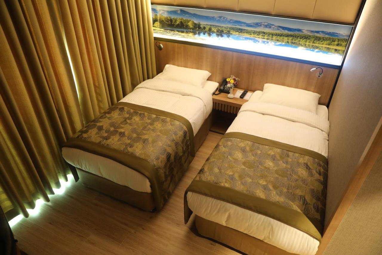 เรดาร์ โฮเต็ล Hotel อิสตันบูล ภายนอก รูปภาพ