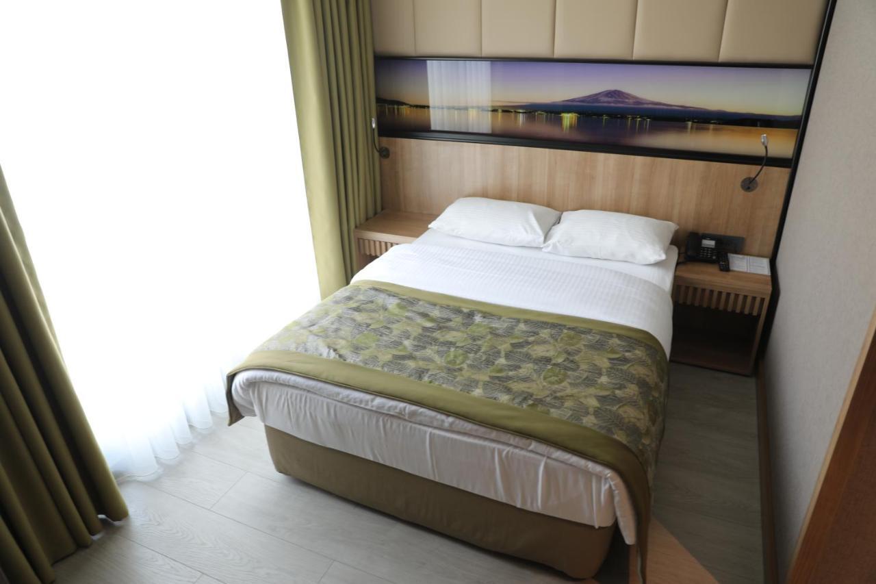 เรดาร์ โฮเต็ล Hotel อิสตันบูล ภายนอก รูปภาพ