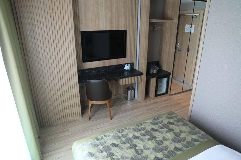 เรดาร์ โฮเต็ล Hotel อิสตันบูล ภายนอก รูปภาพ