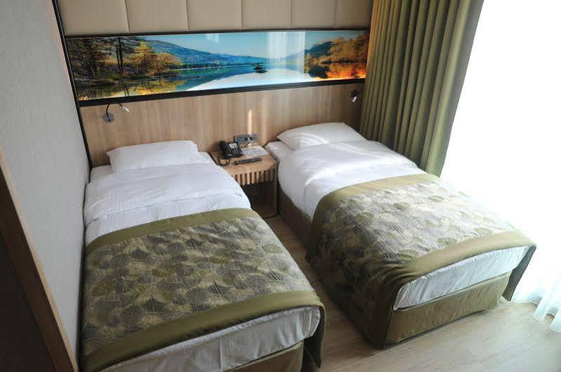 เรดาร์ โฮเต็ล Hotel อิสตันบูล ภายนอก รูปภาพ